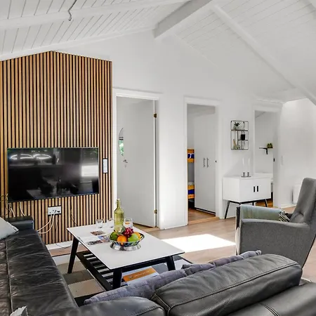 Famke - 1km From The Sea By Interhome *