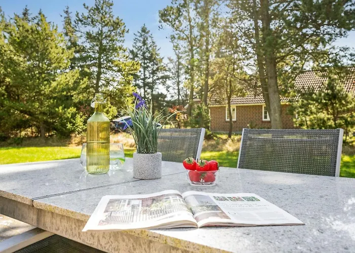 Famke - 1km From The Sea By Interhome